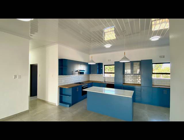 3 BEDROOM HOUSE FOR SALE IN ATLANTIC SANDS PRIVATE ESTATE